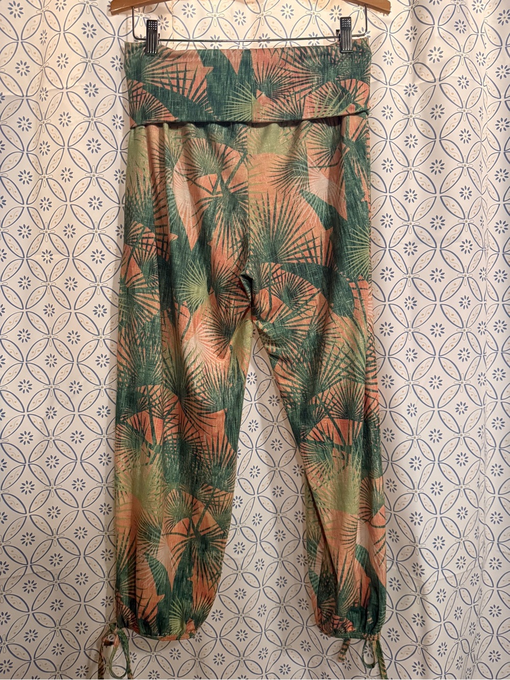 Onzie Tropical Palm Print Joggers in Green & Peach - Picture 2 of 5
